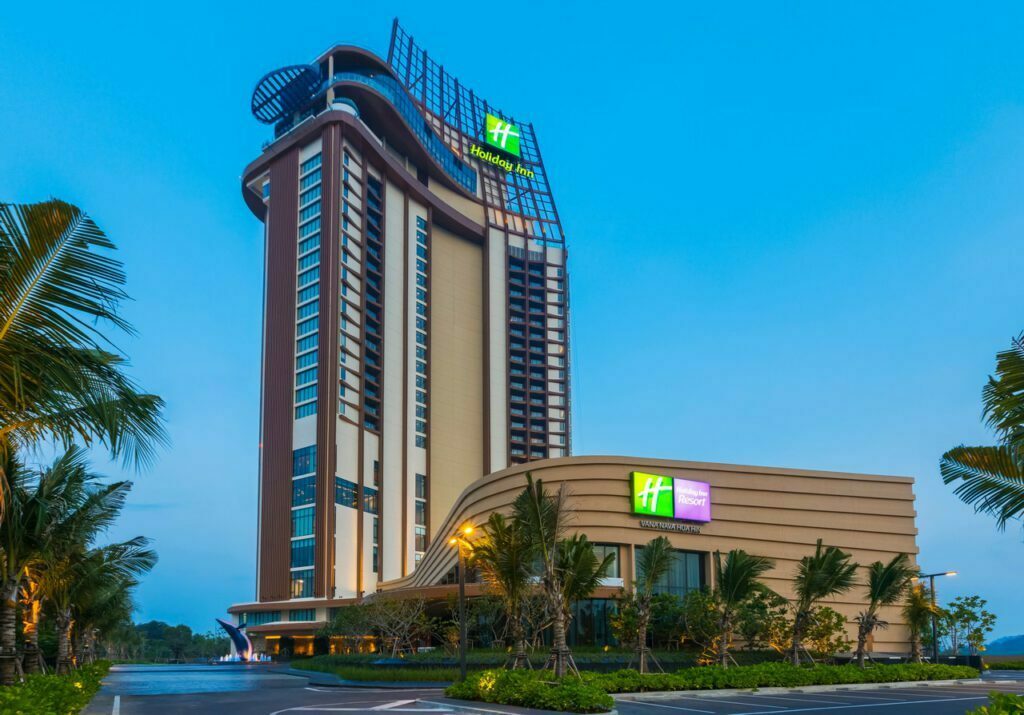 Read more about the article HOLIDAY INN VANA NAVA HUA HIN