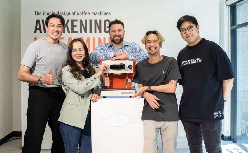 Read more about the article บอนกาแฟ (ประเทศไทย) จัดแคมเปญ “Awakening Linea Mini” Touch The Icon ปลุกกระแสเครื่องทำกาแฟหนึ่งหัวชงสำหรับเปิดร้านกาแฟ จากแบรนด์ดังระดับโลก La Marzocco